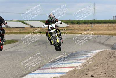 media/Apr-26-2024-TrackDaz (Fri) [[c4b677d280]]/B Group/120pm (Wheelie Bump)/
